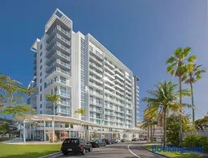 BRAND NEW TOP FLOOR IN THE HEART OF MIAMI - Image 2