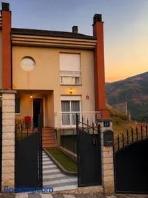 Casa con vistas a viñedos - Image 1