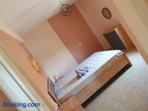 Island apartment N.Skioni - Image 1