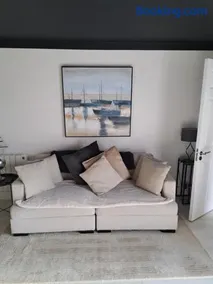 SeaView Apartment Suite - Image 4