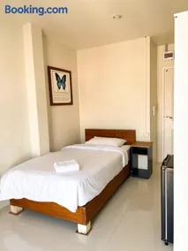Pim's Bed and Breakfast @ Phuket - Image 1