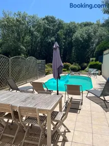 Maison de ville confortable avec piscine - Image 4