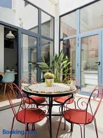 Mediterranean Boutique Fisherman's House - Image 3