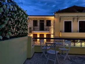 Nafpaktian Port House - Image 2