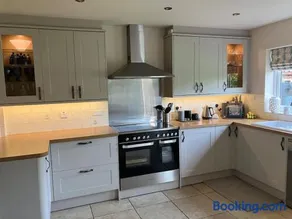 Meadow View - Entire 3 Bed House Near Stamford - Image 5