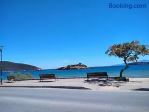 ISLAND VIEW BEACH APARTMENT - Image 3