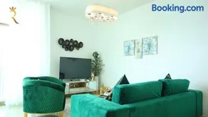 Modern 1BR Oasis - Sleek City Haven - Image 5