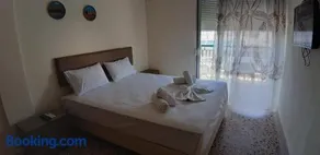 Zoi Apartments - Image 1