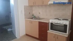 Sunset Apartments - Image 3