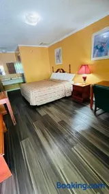 Deluxe Inn wrightsville - Image 1