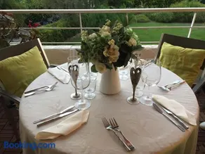 BRIGITTE Studio centre Saint Tropez parking piscine wifi vue mer - Image 3