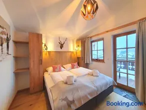 Alpen Chalets Zell am See - Image 2