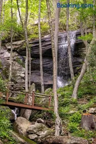 Headwaters Hideaway - Image 2