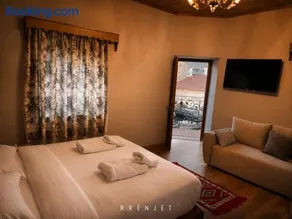 Rrenjet - The Roots - Image 4