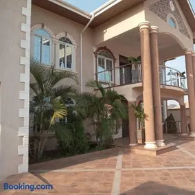 PrinceMartha's Lodge - Image 4