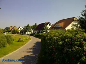 Ferienhaus Boddenkiek mit Wasserblick in Seedorf - Image 3