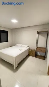 Urban Stay Botanic - Image 4