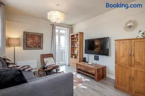 Perfect Location 2 Bed South Kensington Knightsbridge Chelsea with AC - Image 2