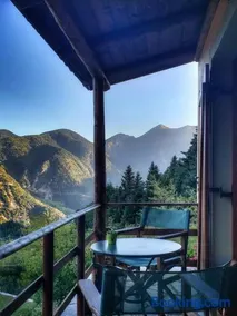 Dryades Guesthouse - Image 2