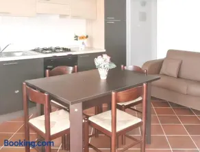 Charming apartment in Livo 70 m² with mountain view - Image 4