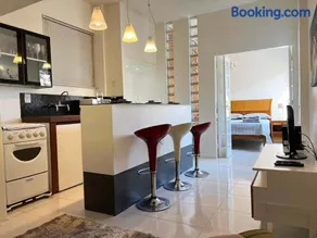 Cozy and practical flat in Ipanema - Image 1