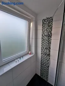 Liebevoll eingerichtete Ferienwohnung - Zentrale Lage - Netflix & Paytv - Image 4