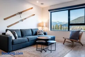 Drop in Condo by Revelstoke Vacations - Image 1