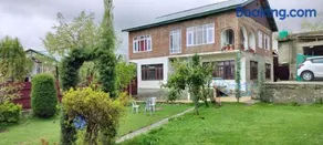 Elizabeth paying guest house Tangmarg gulmarg - Image 3