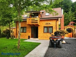 Bear's Lair Chalet - Image 5