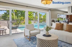 6BR SoCal Oasis with Pool Spa Sauna - Image 3
