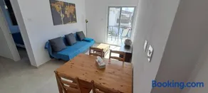 Renovated 2 bedroom Apartment in light house beach - Image 3