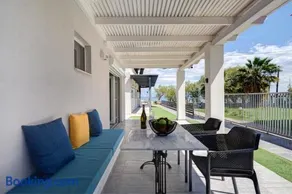 Molos Beachfront Apartments in Diakopto - Image 1