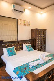 Moonlit Retreat Villa Lonavala - Image 2