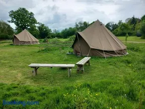 Gaggle of Geese Pub - Shepherd Huts & Bell Tents - Image 2