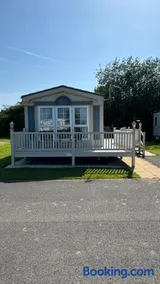 Mablethorpe Luxury Caravan Rental - Image 1