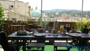 L'Auberge Espagnole - Bed & Breakfast - Image 1