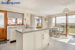 2 Bed in Eccles-on-Sea oc-b31890 - Image 4