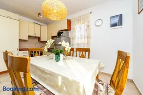 Apartments Iva - Image 4