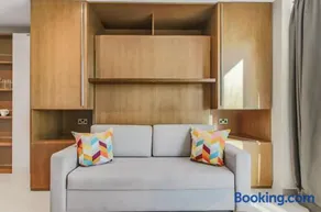 West One Studio Apartments - Image 4