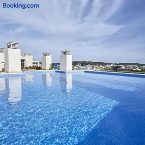 apartament de luxe con piscina - Image 2