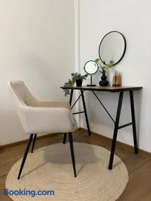 Morava apartmán 7 manželská postel a postel pro 3 osobu, parkování zdarma Šafaříkova 855 Uherské Hradiště - Image 1
