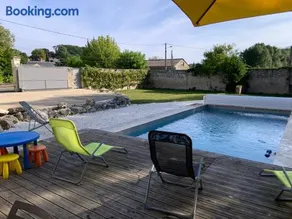 Les Prairies du Val d'Amboise Grand Gite 15 pers avec piscine - PMR - Image 2