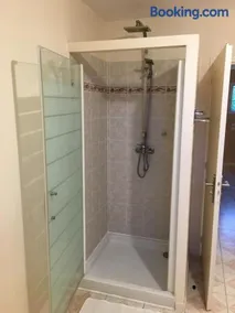 Villa plein pied rez-de-chaussée+1 avec dépendance - Image 5