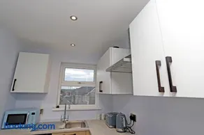Entire penthouse apartment with sea views Portrush - Image 3