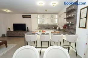 KLM holiday home - Image 2