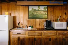 Governor Cabin - Image 3