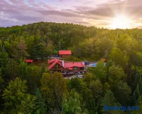 Les Oursons Bed and Breakfast - Image 1