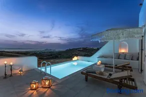 Ariadne's Crown Luxury AstroConcept Suites with Private Pools and Spas - Image 2