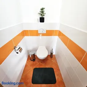 Villa Azúr Apartmanház - Image 2