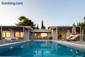 Villa when Waters are Colored - Image 5